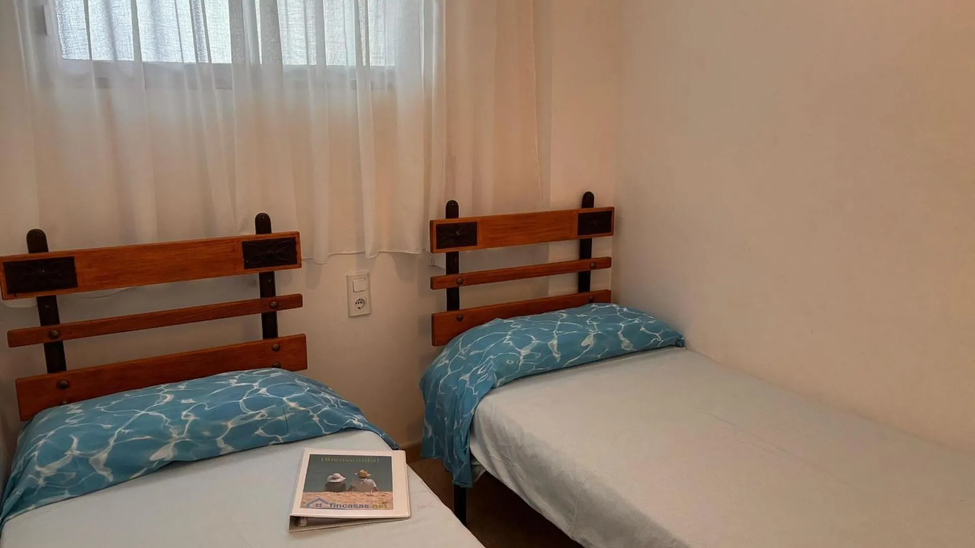 Apartamento Roca Maura 110 - L'Estartit, Centro - Es-323-93 Torroella de Montgrí 0*,  España